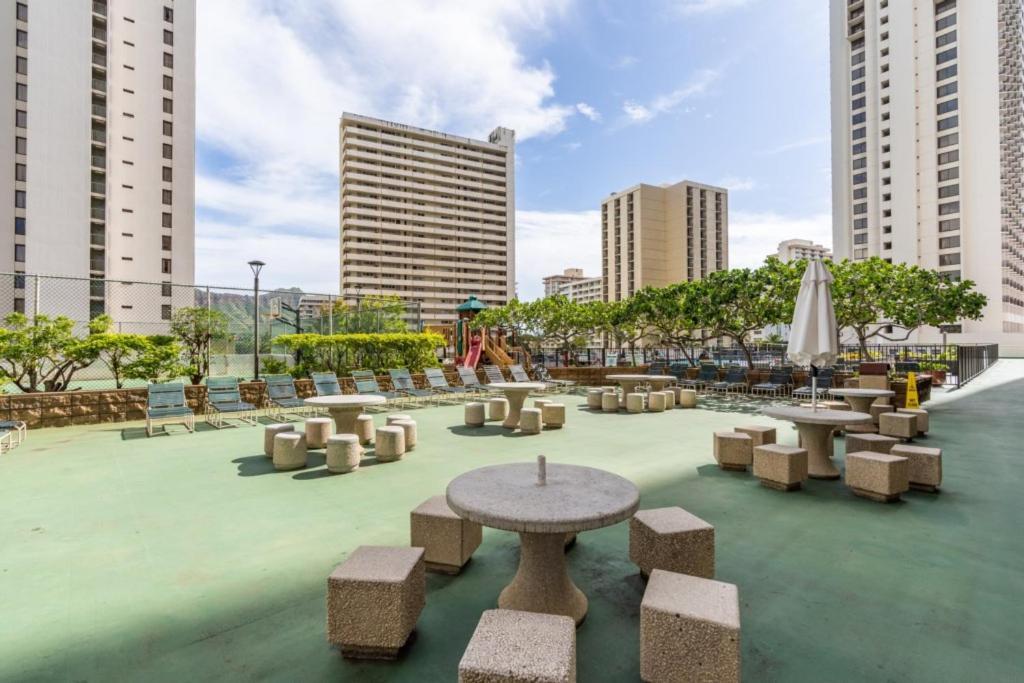 檀香山Waikiki Banyan W-Ocean Views With Free Parking!公寓 外观 照片